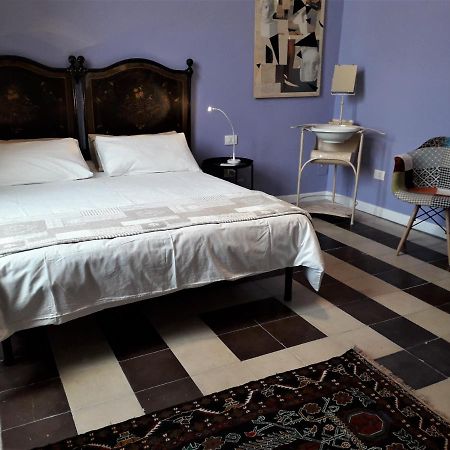 I Templari B&B Self-Contained Бриндизи Экстерьер фото